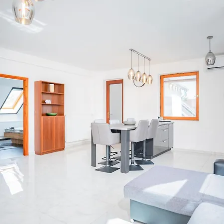 Lelle Apartament