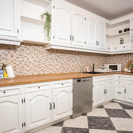 Lelle Apartament