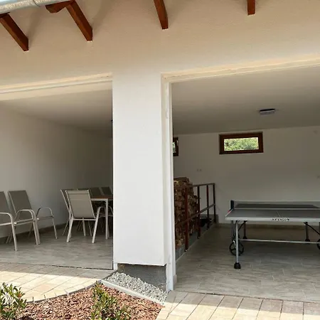 Apartament Lelle